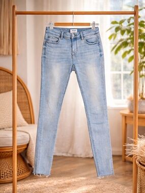 Pistola Denim Light Wash Raw Hem Skinny Jeans Size 26